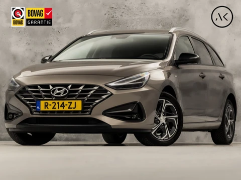 Hyundai i30 Wagon 1.0 T-GDi MHEV Comfort Smart Automaat (APPLE CARPLAY, 1e EIGENAAR, GROOT NAVI, CAMERA, CLIMATE, SPORTSTOELEN, GETINT GLAS, CRUISE, NIEUWE APK, NIEUWSTAAT)