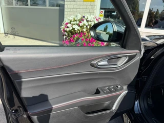 Alfa Romeo Giulia – thumbnail 33