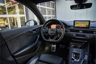 Audi RS4 – thumbnail 33