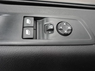 Opel Vivaro – thumbnail 17