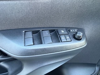Toyota Yaris – thumbnail 45