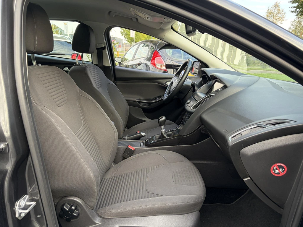 Ford Focus – foto 9
