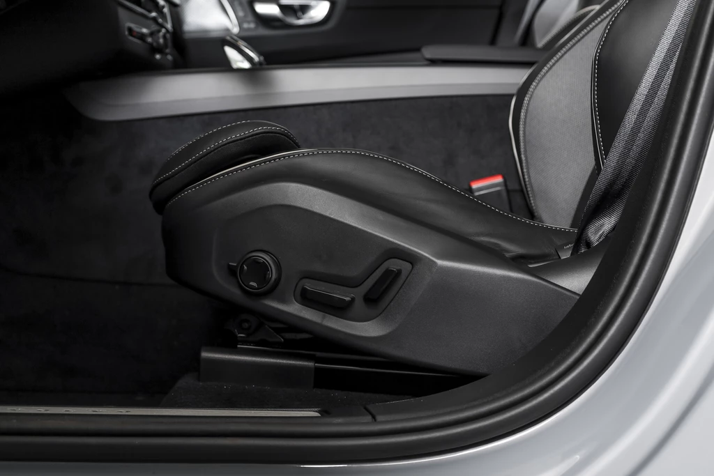 Volvo XC60 – foto 22
