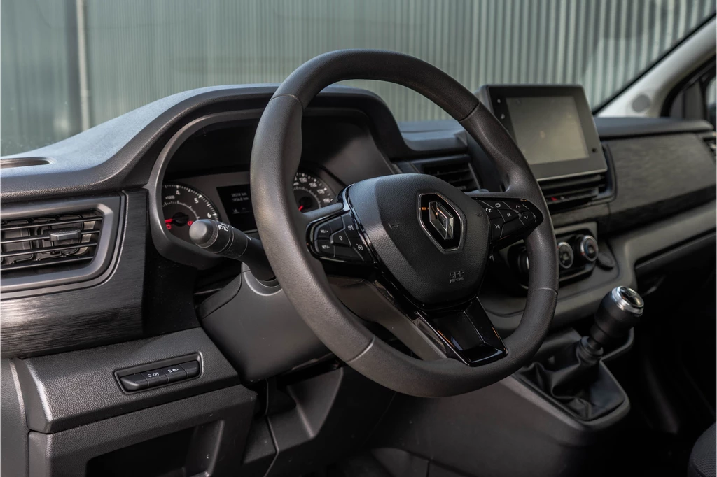 Renault Trafic – foto 12