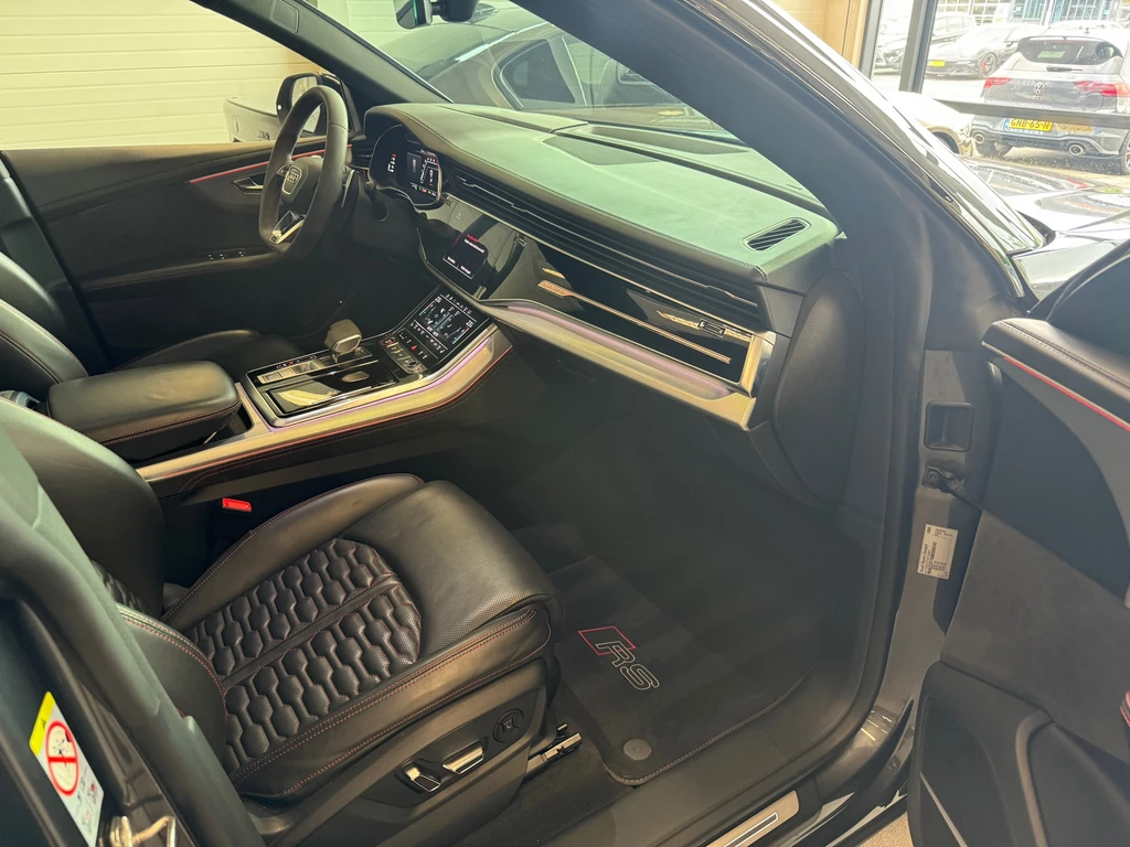 Audi RSQ8 – foto 42