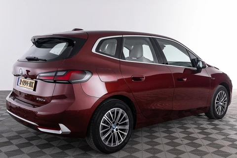 BMW 2 Serie 230 e Active Tourer xDrive | LEDER | CAMERA | ECC | harman/kardon ✅ 1e Eigenaar