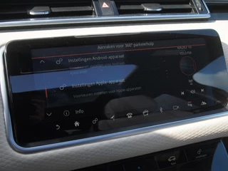 Land Rover Range Rover Velar – thumbnail 24