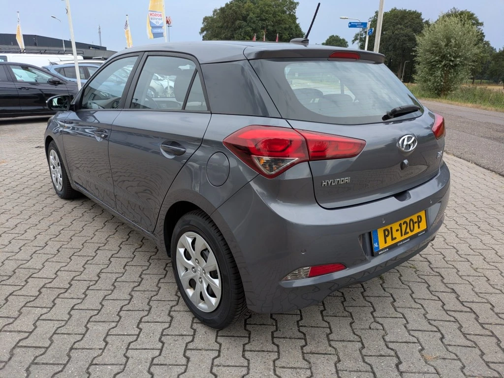 Hyundai i20 – foto 3