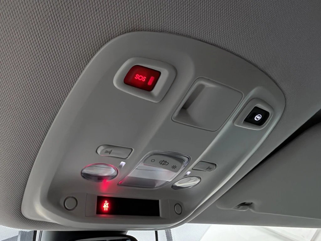 Peugeot e-Traveller – foto 43