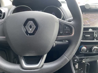 Renault Clio – thumbnail 24