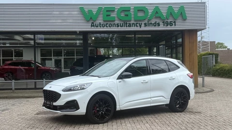 Ford Kuga 2.5 PHEV ST-LINE X / BLACK PACK / Trekhaak+driver+Winter+trekhaak