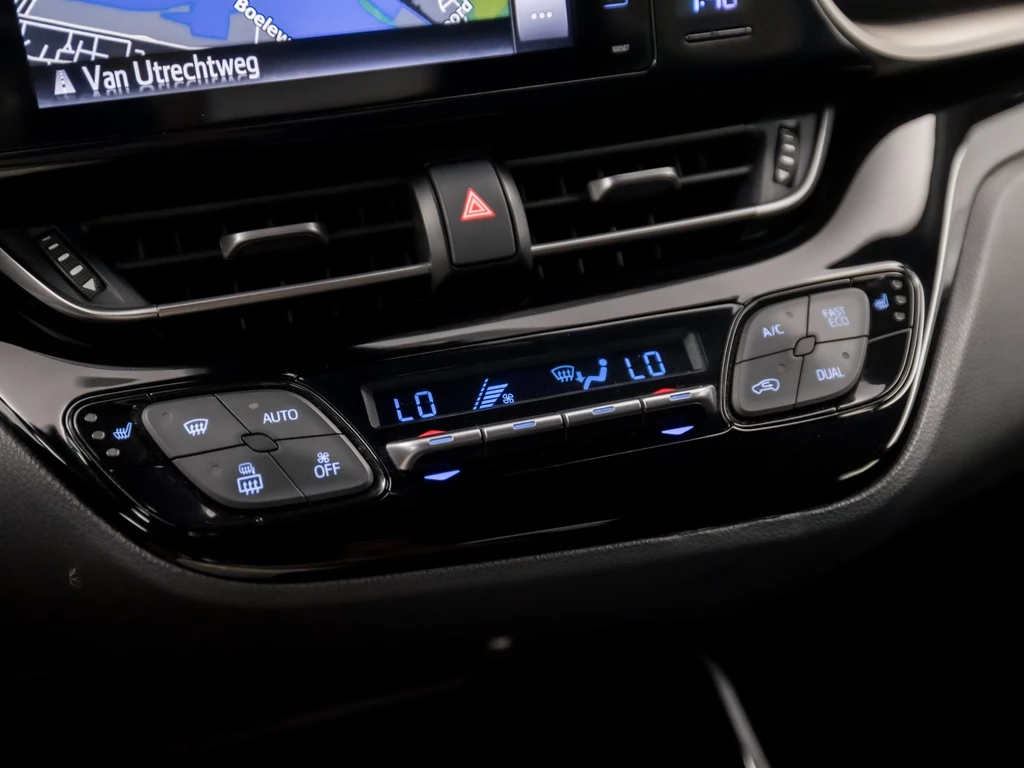 Toyota C-HR – foto 11