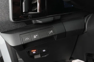 Renault Megane E-Tech – thumbnail 16