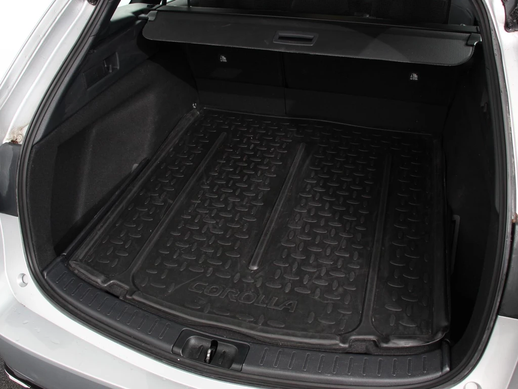 Toyota Corolla Touring Sports – foto 33