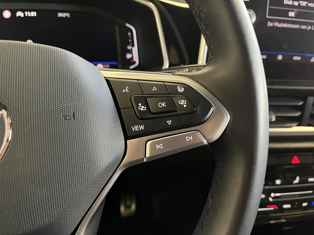 Volkswagen T-Roc – foto 16