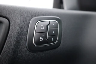 Ford Kuga – thumbnail 12