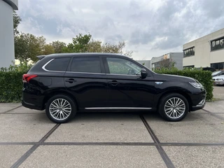 Mitsubishi Outlander – thumbnail 6