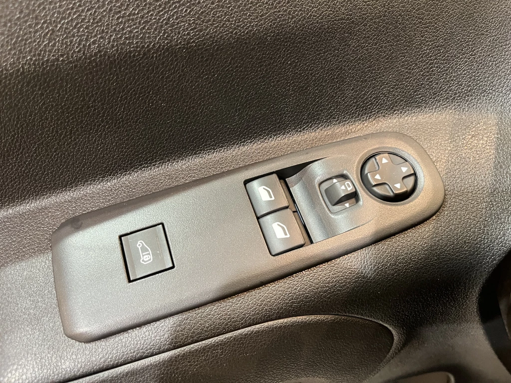 Peugeot Partner – foto 21