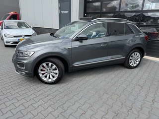Volkswagen T-Roc – thumbnail 2