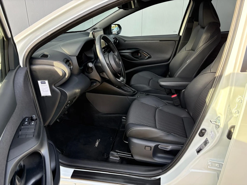Toyota Yaris – foto 11