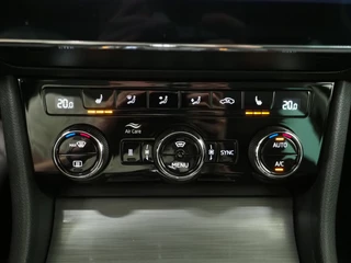 Škoda Superb – thumbnail 32