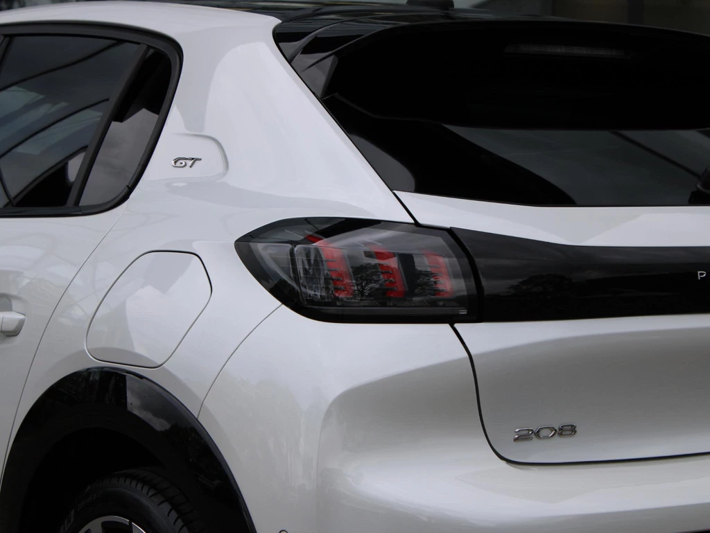 Peugeot 208 – foto 18