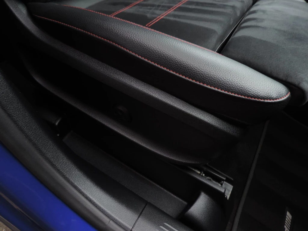 Mercedes-Benz GLB – foto 18