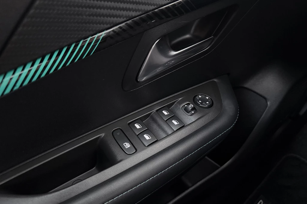 Peugeot 208 – foto 15