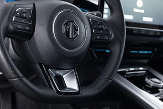 MG MG5 – thumbnail 15