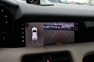 Porsche Taycan – thumbnail 22