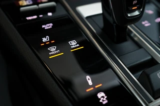 Porsche Cayenne – thumbnail 48
