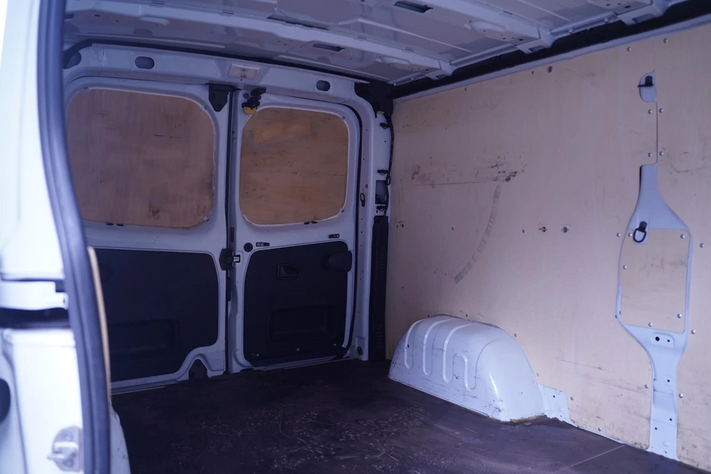 Nissan NV300 – foto 17
