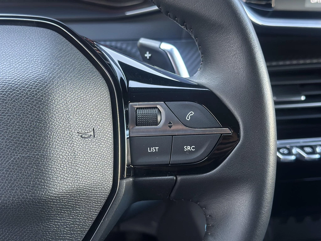 Peugeot 208 – foto 32