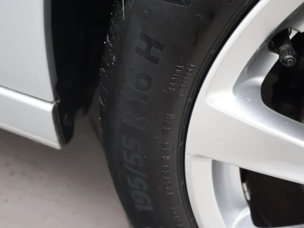 Opel Corsa – foto 15