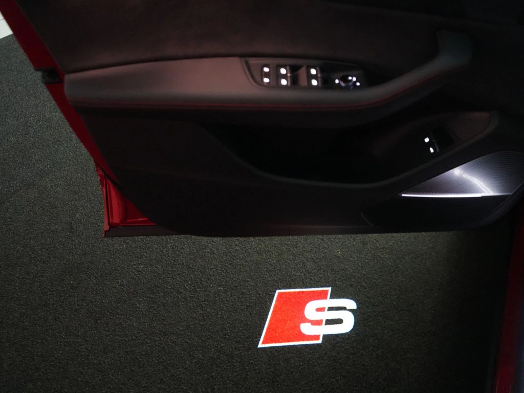 Audi Q8 – foto 35