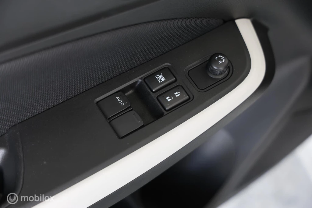 Suzuki Swift – foto 26