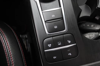 Ford Kuga – thumbnail 37