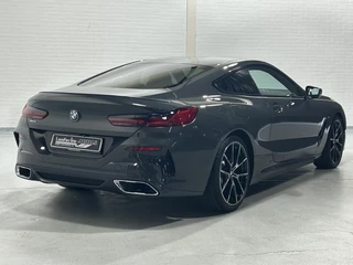 BMW 8 Serie – thumbnail 11