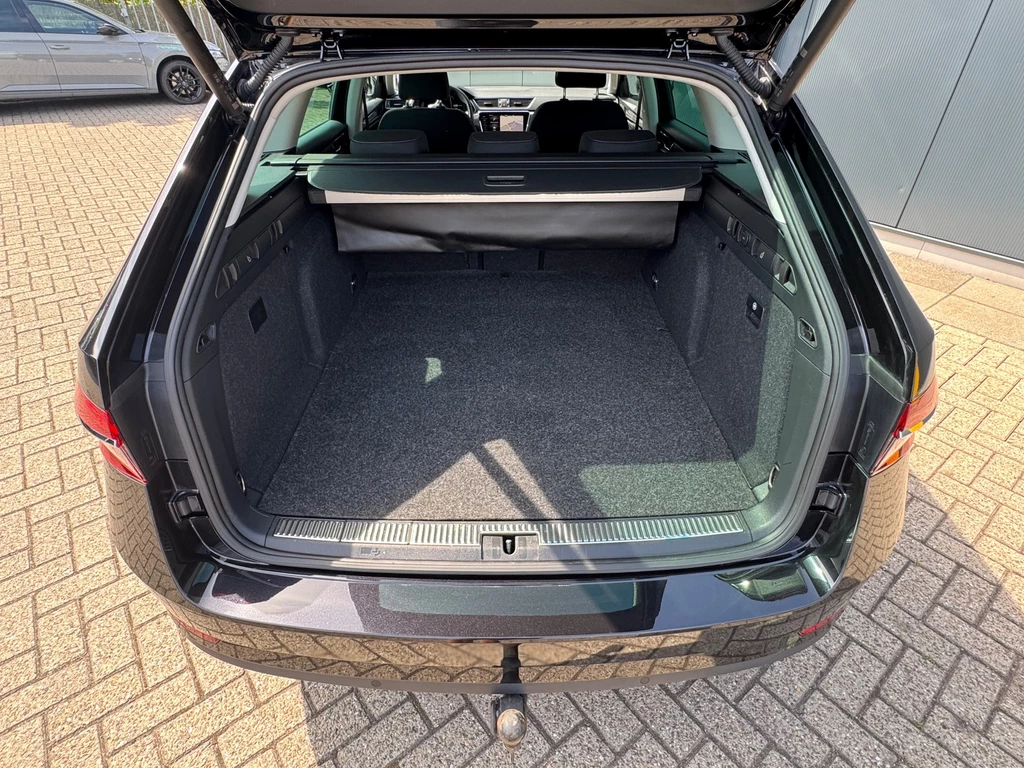 Škoda Superb – foto 9