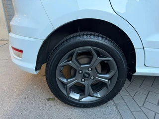Ford EcoSport – thumbnail 22