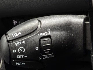 Peugeot e-208 – thumbnail 24