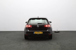 Volkswagen Golf – thumbnail 5