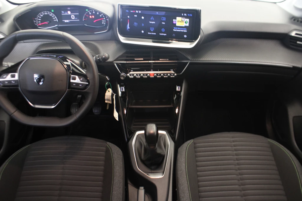 Peugeot 208 – foto 10