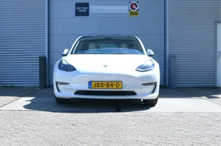 Tesla Model 3 – thumbnail 5