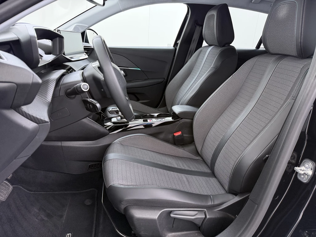 Peugeot e-208 – foto 14