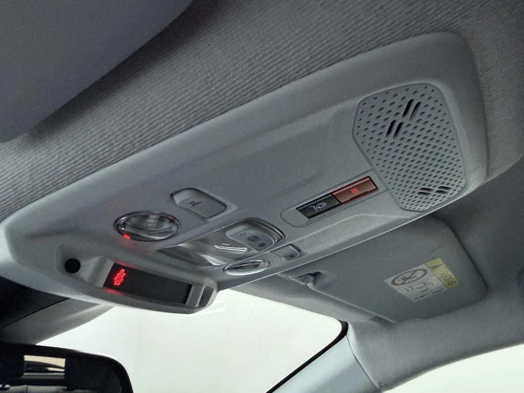 Peugeot 208 – foto 33