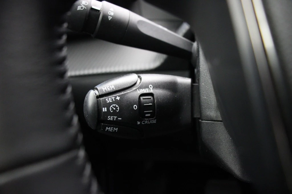 Peugeot e-2008 – foto 28