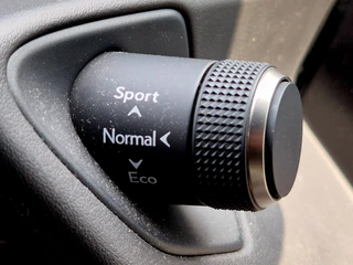 Lexus UX – thumbnail 39