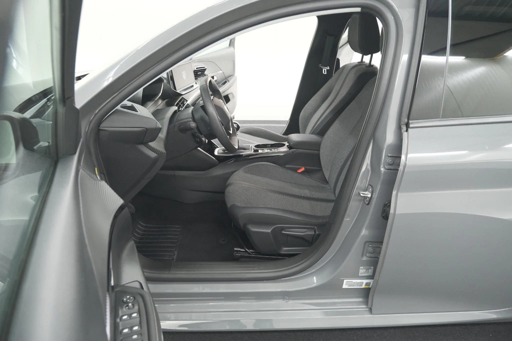 Peugeot 208 – foto 33