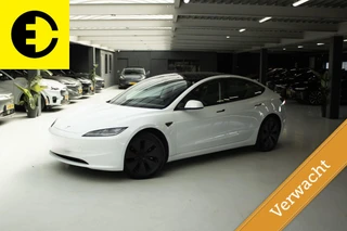 Tesla Model 3 – thumbnail 1